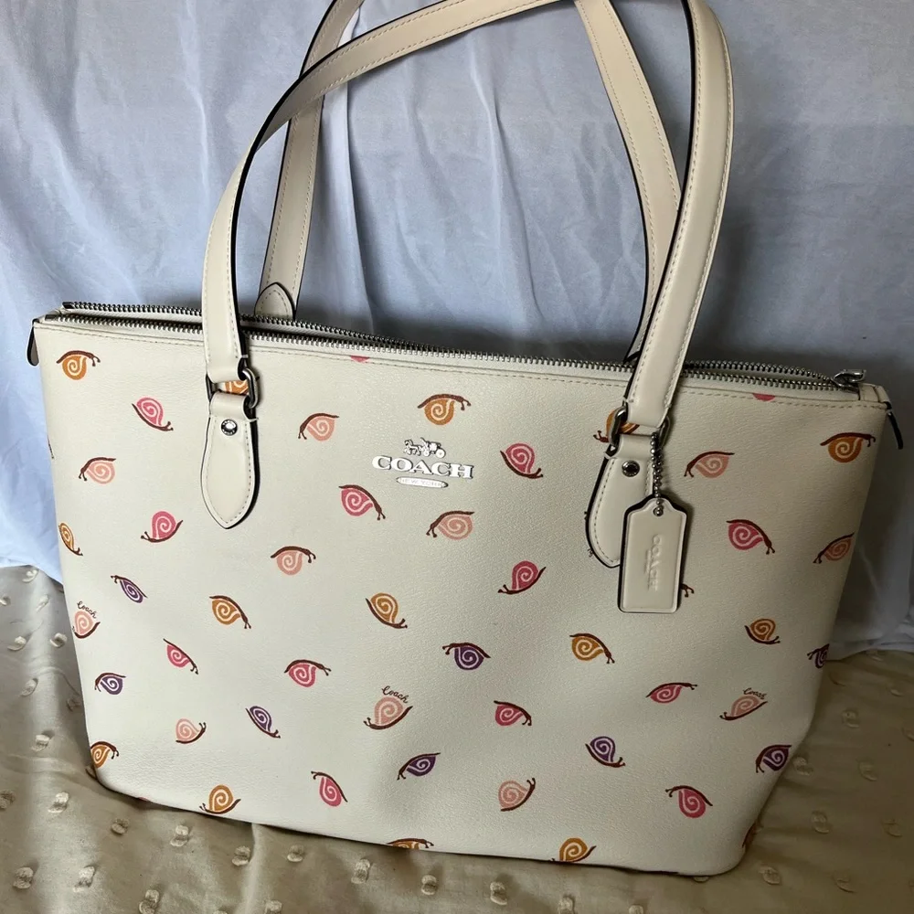 Coach Cream Tote with Colorful Snail Design - Picture 1 of 5
